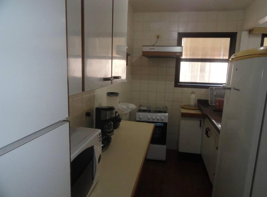דירות גוארויה Pitangueiras Com Cadeira E Guarda-Sol Exclusivo, Limpeza Diaria, Piscina Climatizada E Wi-Fi מראה חיצוני תמונה